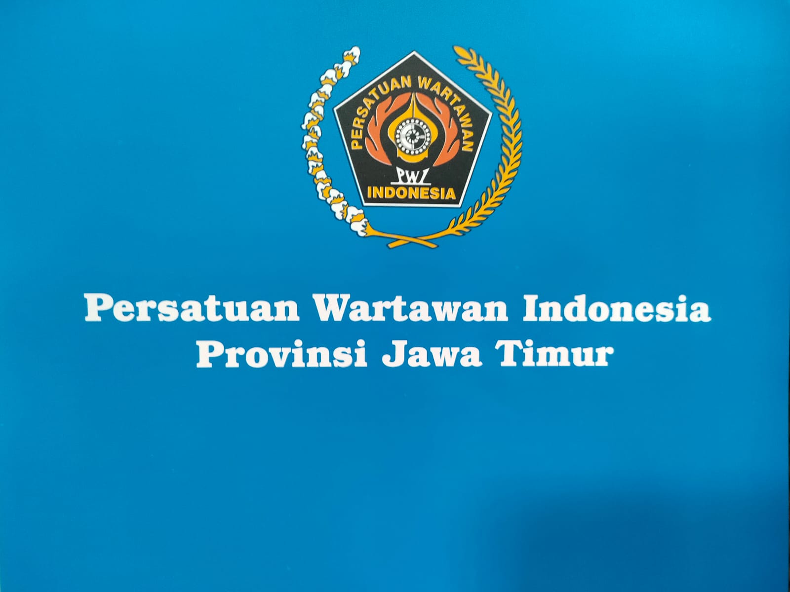0ec41796-1a92-4b75-8f0b-e53beb588cdb